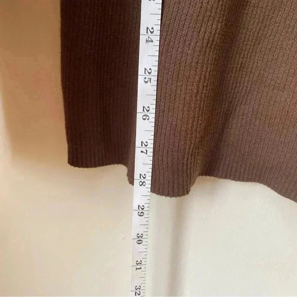 Chocolate Brown Turtleneck Sweater, 100% Cotton, Women’s Size 3X (22W/24W) - Picture 5 of 9